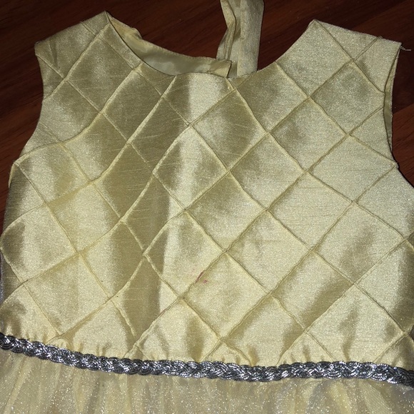 Summer Dress (5t) 2 dresses - Picture 5 of 6